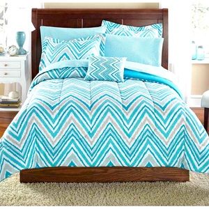 Mainstays Watercolor Chevron Bedding Set Full